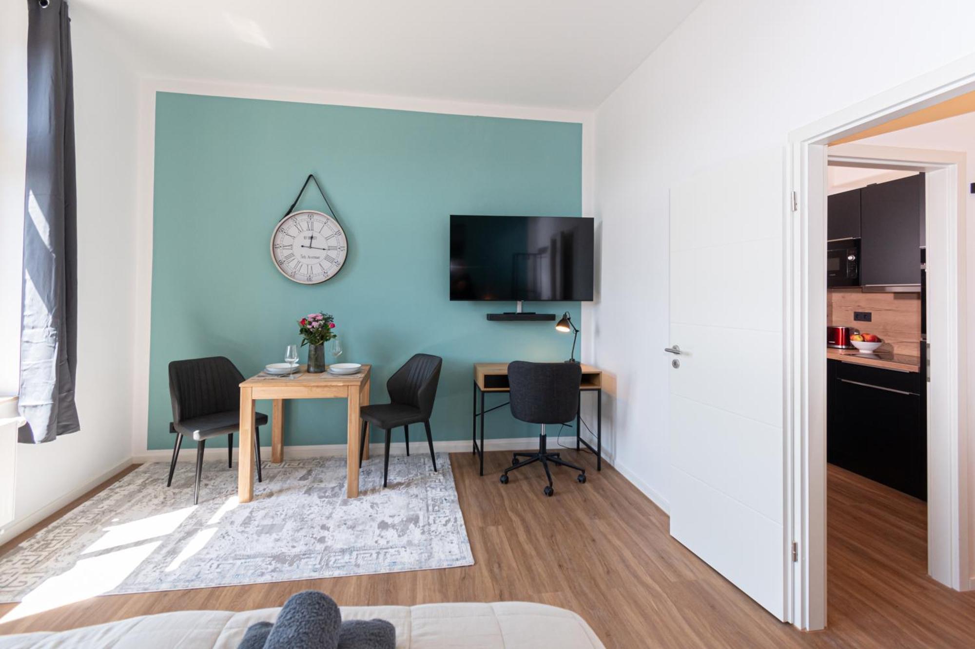 Sweethome - Zentral - Kueche & Parkplatz, Wifi Halle  Kültér fotó