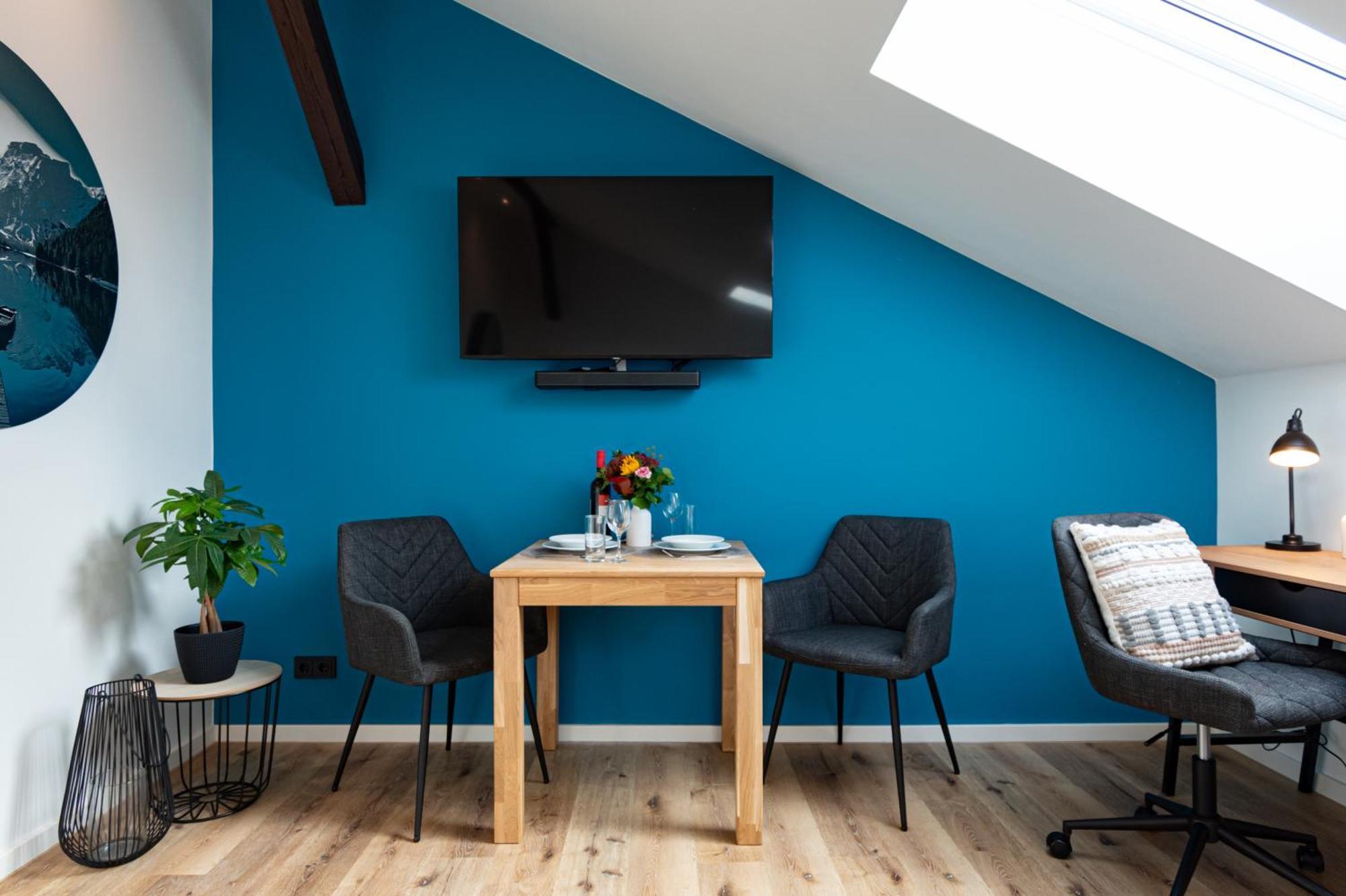Sweethome - Zentral - Kueche & Parkplatz, Wifi Halle  Kültér fotó