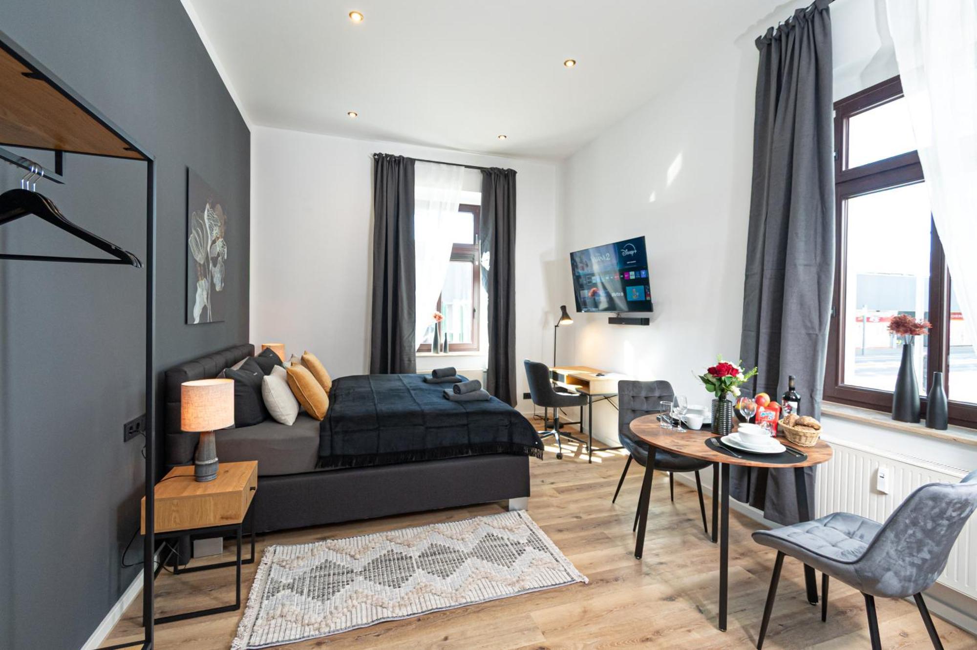 Sweethome - Zentral - Kueche & Parkplatz, Wifi Halle  Kültér fotó